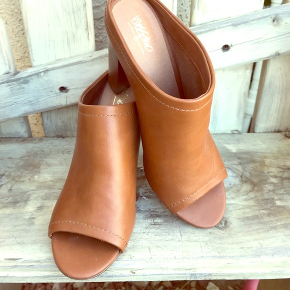 target closed toe heels